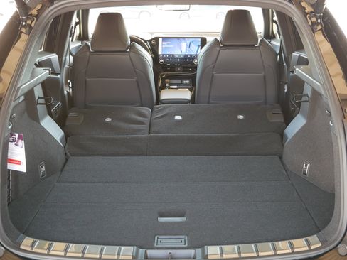 New 2026 Lexus NX 450h+ F Sport image 19