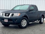 Used 2017 Nissan Frontier SV image 2