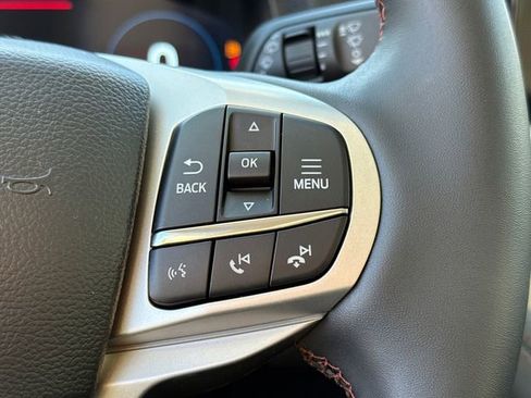 New 2026 Ford Explorer Active RWD image 29