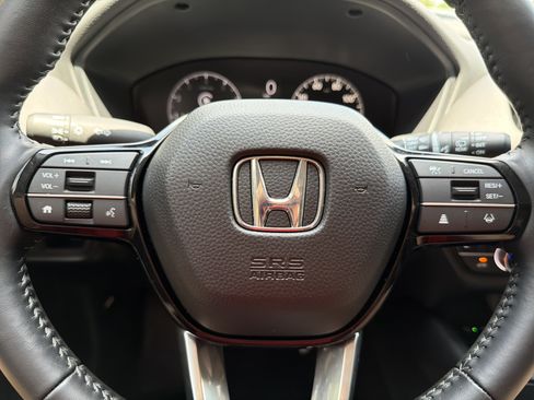 Used 2026 Honda HR-V EX-L image 13