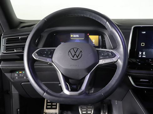 Used 2024 Volkswagen Atlas Cross Sport SEL Premium R-Line AWD/4WD image 42
