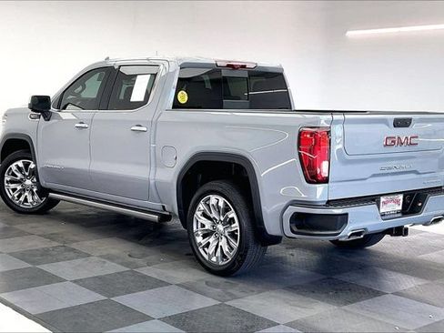 Used 2025 GMC Sierra 1500 Denali w/ Denali Reserve Package AWD/4WD image 10