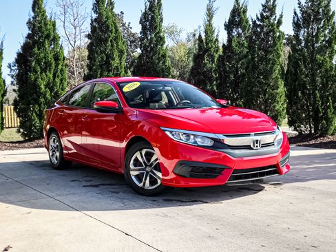 Used 2016 Honda Civic LX image 2