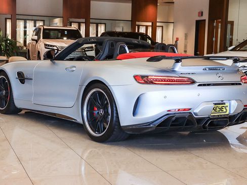 Used 2020 Mercedes-Benz AMG GT R image 32