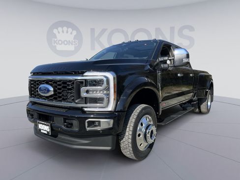 New 2026 Ford F450 Platinum image 1