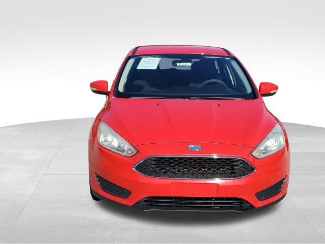 Used 2017 Ford Focus SE FWD image 2
