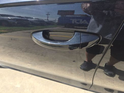 Used 2022 Volkswagen Passat 2.0T SE image 6