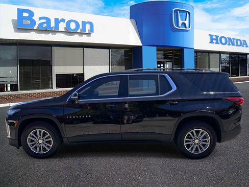 Used 2022 Chevrolet Traverse LT w/ LPO, Floor Liner Package AWD/4WD image 3