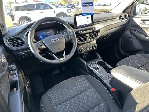 Used 2023 Ford Escape Active image 18
