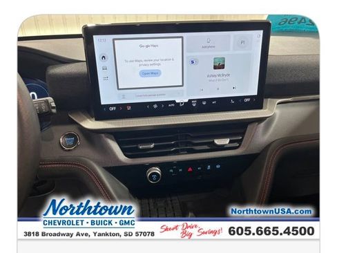 Used 2025 Ford Explorer ST image 19