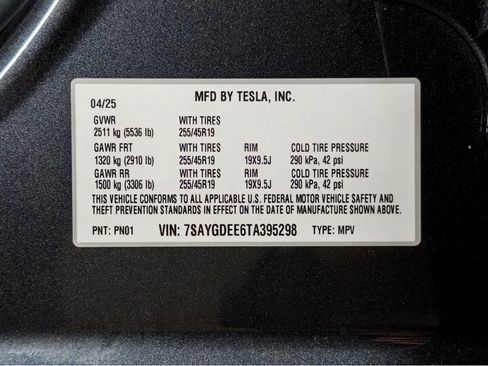 Used 2026 Tesla Model Y Long Range AWD/4WD image 25