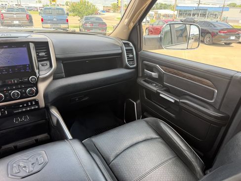 Used 2019 RAM 2500 Laramie w/ Cold Weather Group AWD/4WD image 72