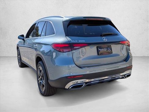 Used 2026 Mercedes-Benz GLC 300 image 8