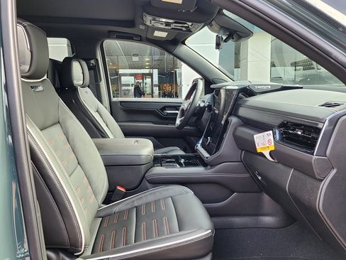 New 2026 GMC Yukon AT4 Ultimate image 47