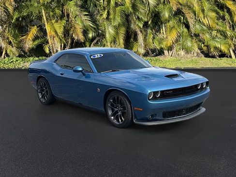 Used 2023 Dodge Challenger R/T Scat Pack w/ Plus Package RWD image 2