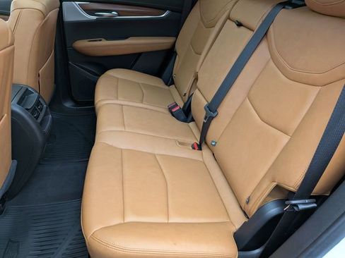 Certified 2023 Cadillac XT5 Premium Luxury AWD/4WD image 22