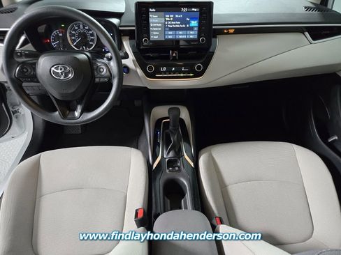 Used 2022 Toyota Corolla LE w/ LE Premium Package FWD image 17