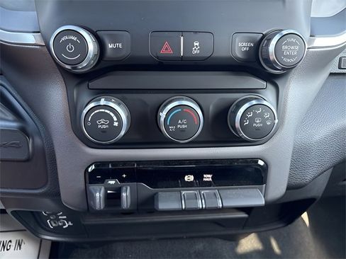 Used 2024 RAM 2500 Big Horn image 13