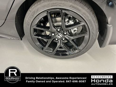 Used 2025 Honda Civic Sport image 4