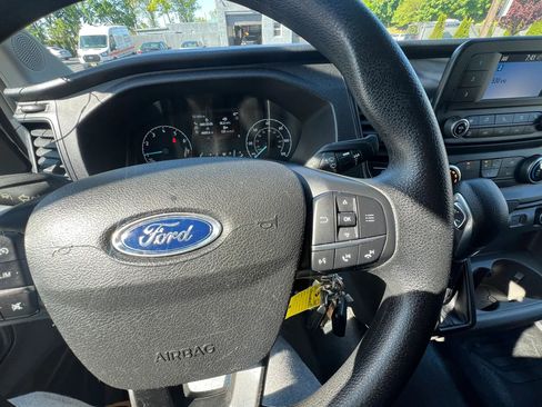 Used 2021 Ford Transit 250 Low Roof RWD image 23