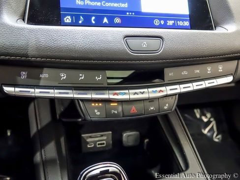 Certified 2023 Cadillac XT4 Premium Luxury w/ Cold Weather Package image 17