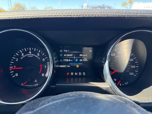 Used 2017 Ford Mustang Premium image 9