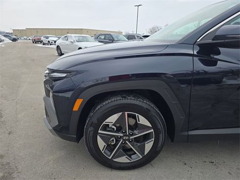 Certified 2025 Hyundai Tucson SEL image 10