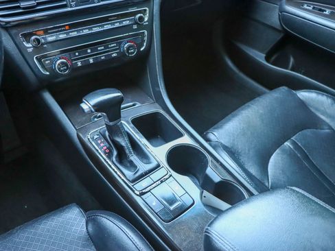 Used 2018 Kia Optima EX image 37