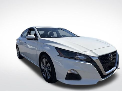 Used 2022 Nissan Altima 2.5 S image 9