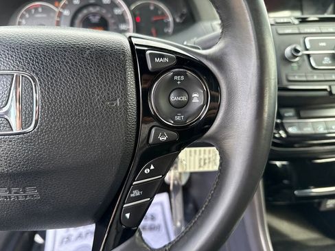 Used 2016 Honda Accord Sport image 17