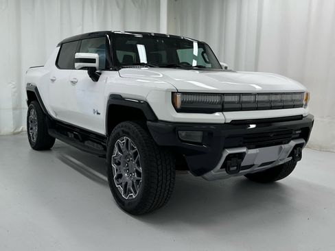 Used 2024 GMC Hummer EV 3X AWD/4WD image 2