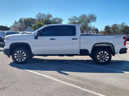 Used 2024 Chevrolet Silverado 2500 Custom w/ Custom Value Package image 14