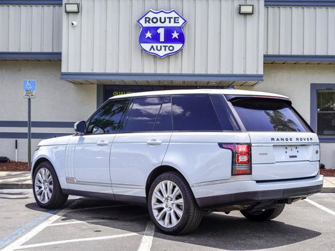 Used 2015 Land Rover Range Rover Supercharged AWD/4WD image 3