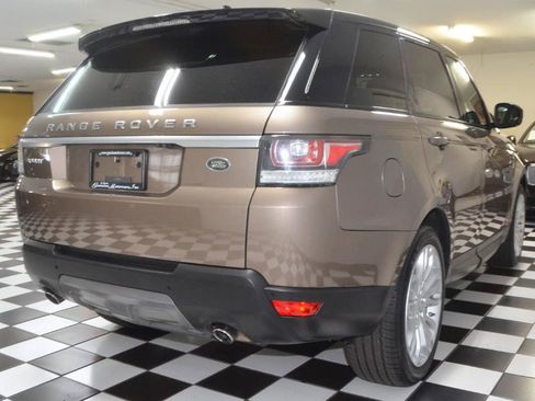 Used 2016 Land Rover Range Rover Sport SE AWD/4WD image 9
