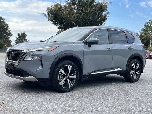 Certified 2022 Nissan Rogue Platinum w/ Head-Up Display Package image 23