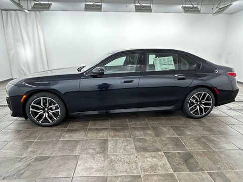 New 2026 BMW 740i xDrive AWD/4WD image 2