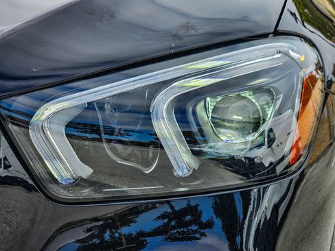 Used 2021 Mercedes-Benz GLE 350 image 4