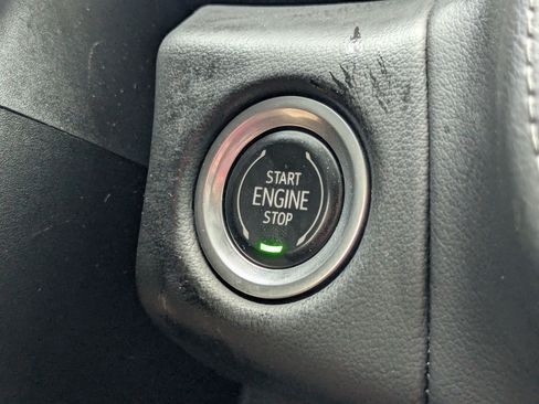 Used 2021 Chevrolet Tahoe LT AWD/4WD image 23