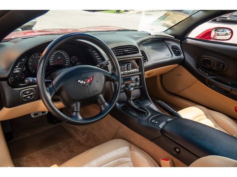 Used 2000 Chevrolet Corvette Coupe w/ Memory Pkg RWD image 13