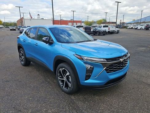 New 2026 Chevrolet Trax RS FWD image 10
