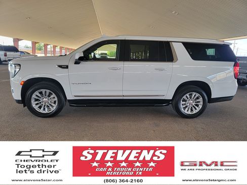 Used 2024 GMC Yukon XL SLT AWD/4WD image 1