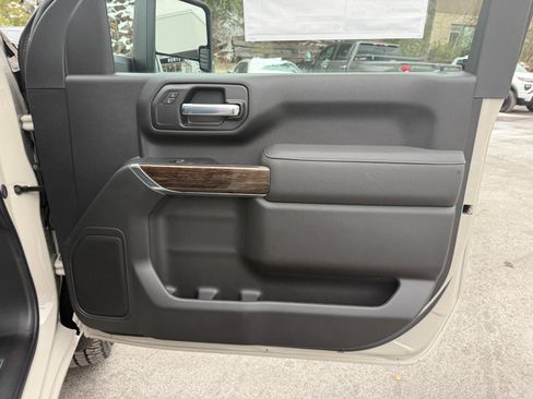 New 2026 GMC Sierra 3500 SLE image 18