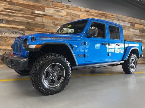 Used 2023 Jeep Gladiator Rubicon w/ LED Lighting Group AWD/4WD image 15