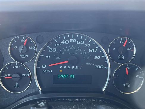Used 2024 Chevrolet Express 2500 w/ Driver Convenience Package image 16