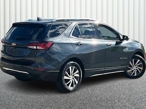 Used 2022 Chevrolet Equinox Premier AWD/4WD image 12