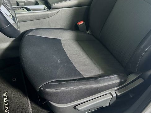 Used 2020 Nissan Sentra SV image 20