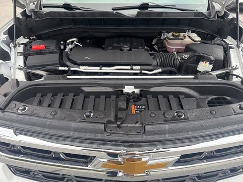 Used 2024 Chevrolet Silverado 1500 LT image 28