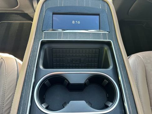 Used 2025 Lincoln Navigator Black Label AWD/4WD image 21