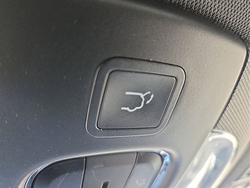 Used 2021 Jeep Compass 80th Special Edition image 20