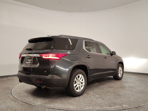 Used 2019 Chevrolet Traverse LT image 9